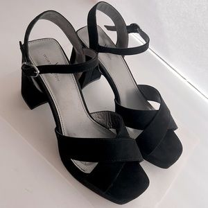 Worthington Women’s black Ladee Heeled Sandals | High Heels | Size 8 |